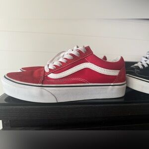Vans low top red